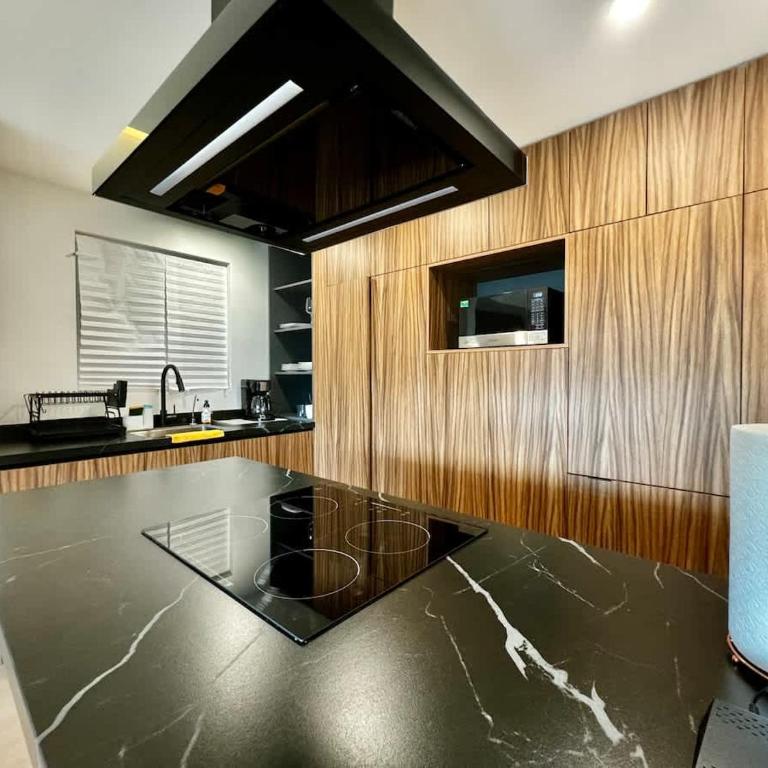 Modern 2 Bedroom Ground Floor Apartment! - Two-Bedroom Apartment - 5