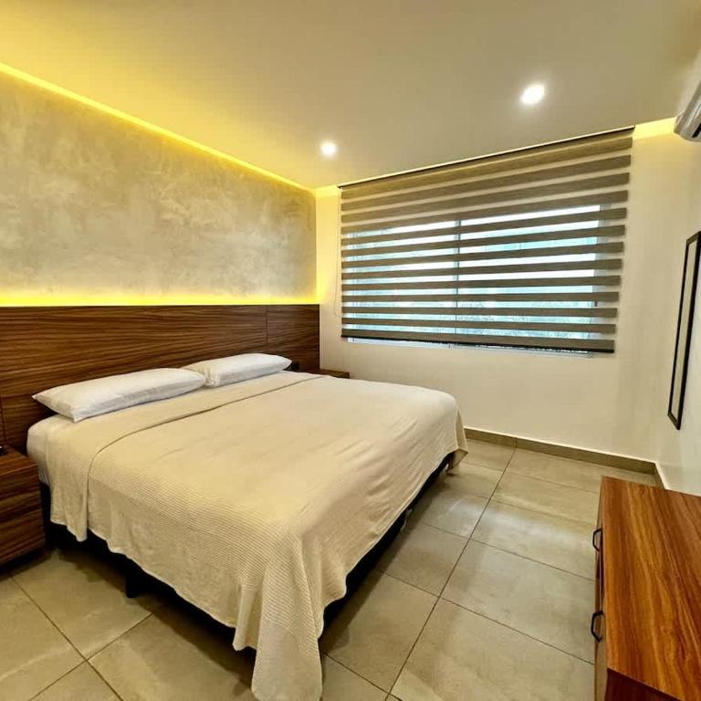 Modern 2 Bedroom Ground Floor Apartment! - Two-Bedroom Apartment - 17