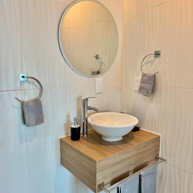 Disfruta tus vacaciones a pasos del Mar - Apartment - 13