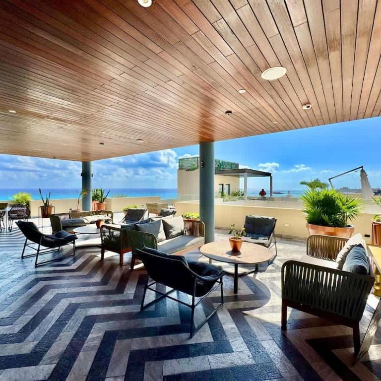 2 Bedroom Apartment Steps From the Sea! - Apartamento de 2 dormitorios - 16