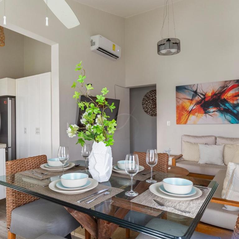 Spacious 2B with a Great Location in the Hotel Zone KM 4 - Two-Bedroom Apartment - 3