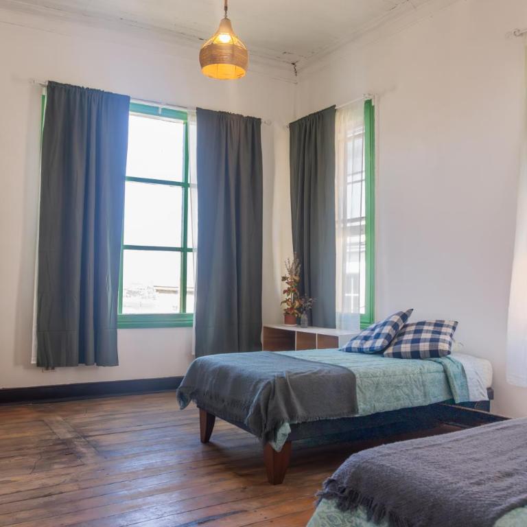 Gatalegre Hostel - Triple Room with Sea View - 9