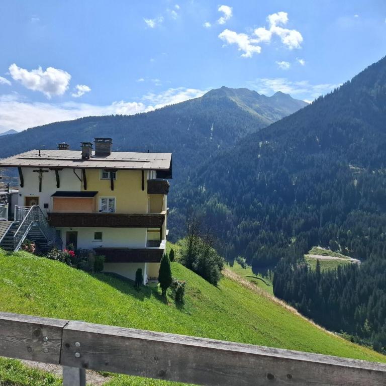 Cozy apartment with a beautiful view - Apartment 04 - 2