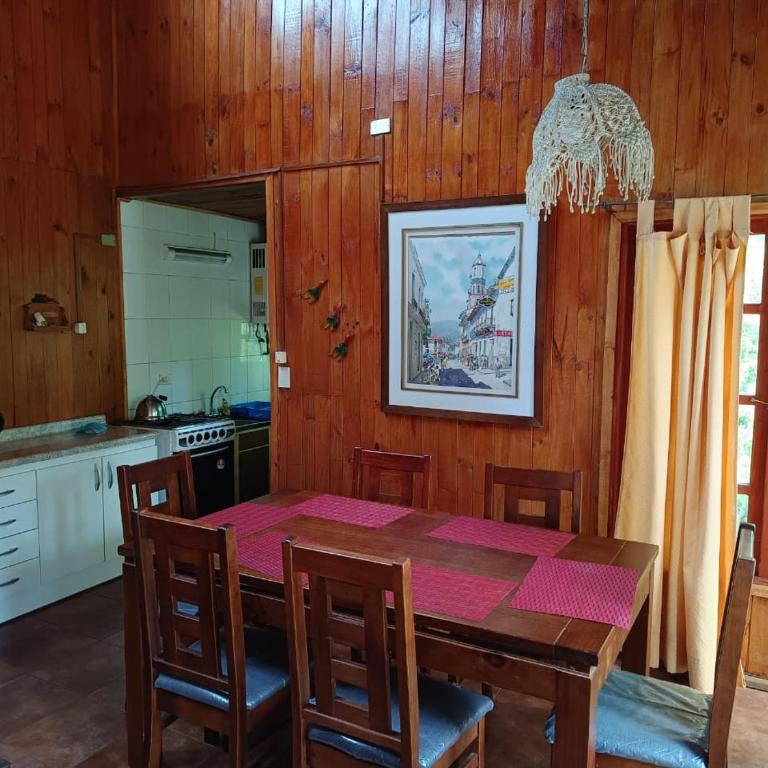 Tu refugio en Mahuida - Three-Bedroom Vacation Home - 8
