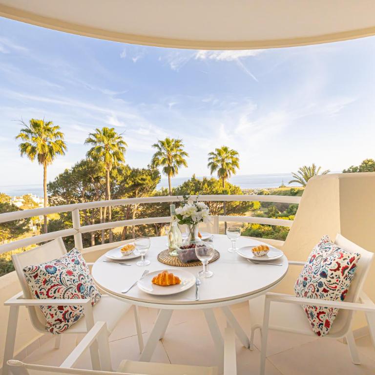 Calahonda Elegance With Pool And Sea View - Happy Rentals - Apartamento con vistas a las montañas - 3