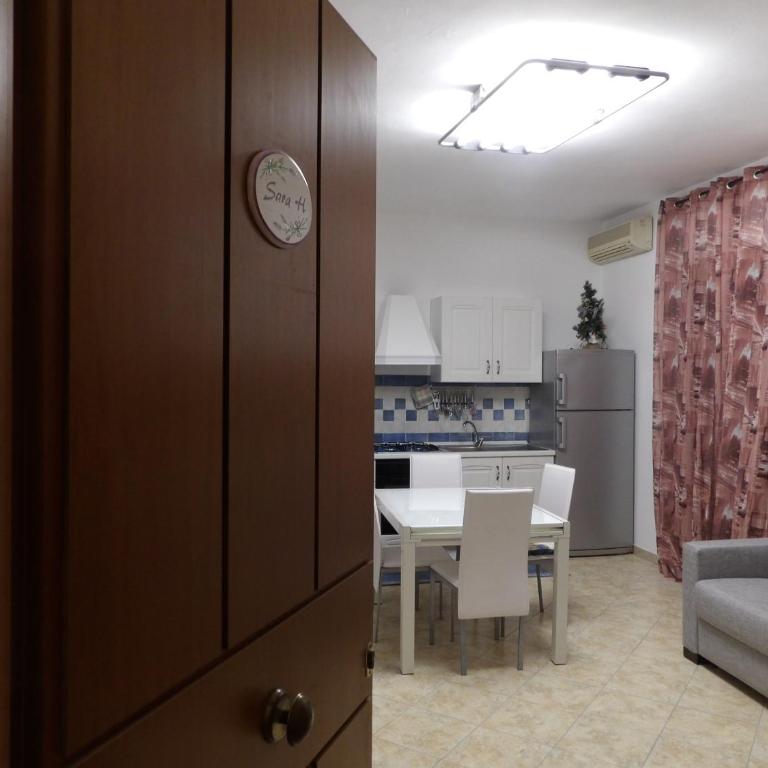 Sara Home - Appartamento con 2 Camere da Letto - 12