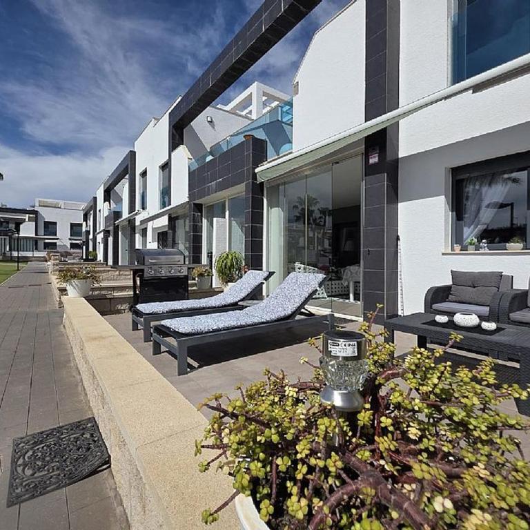 La zenia II - Apartamento Deluxe de 2 dormitorios con vistas al jardín - 7