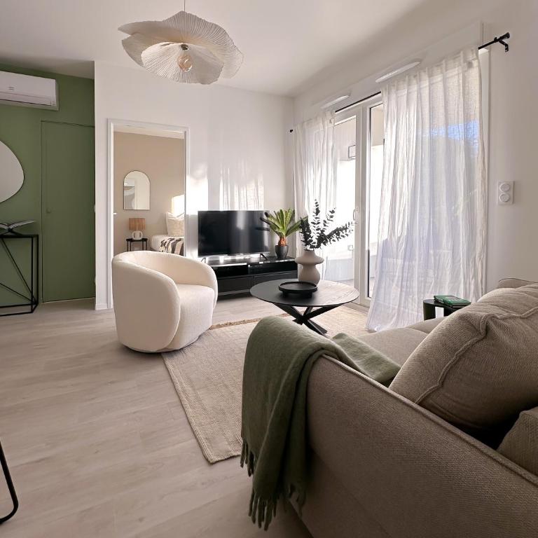 T3 élégant avec piscine, salle de sport et tennis - Appartement 2 Chambres - 1