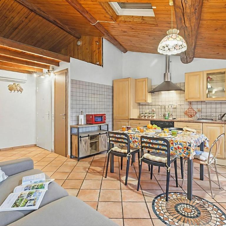 Le Suquet Apartment - Cannes Old Town - Happy Rentals - Appartement 1 Chambre - 11