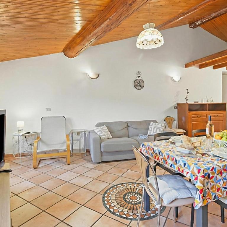 Le Suquet Apartment - Cannes Old Town - Happy Rentals - Appartement 1 Chambre - 13