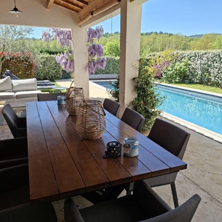 Onze Villa in Provence, Mont Ventoux, New Luxury Villa, Private Pool, Stunning views, Outdoor Kitchen, Big Green Egg - Haus mit 4 Schlafzimmern - 2