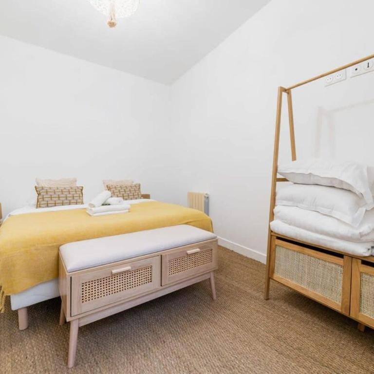 Jolie 2 pieces 35m2 bien equipee 4P - Paris 20 - Appartement - 2