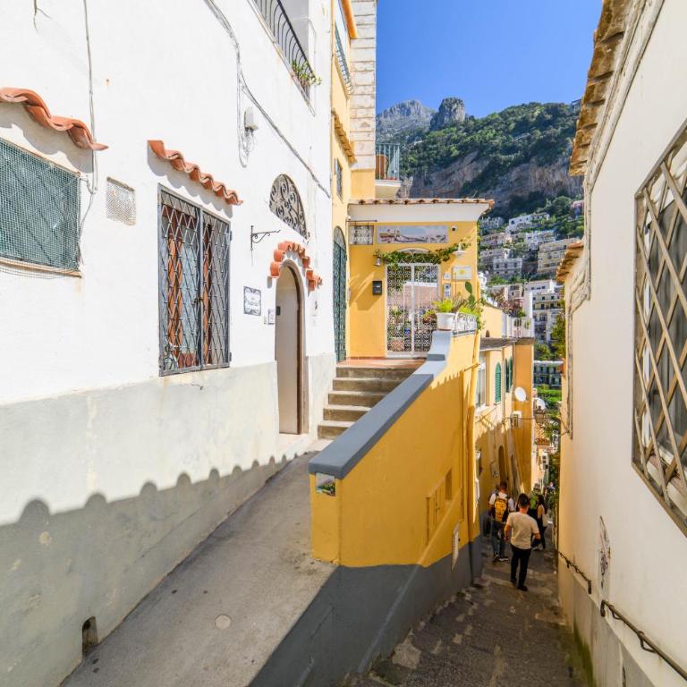 Estate4home - Casa Bouganville - Three-Bedroom House - 2