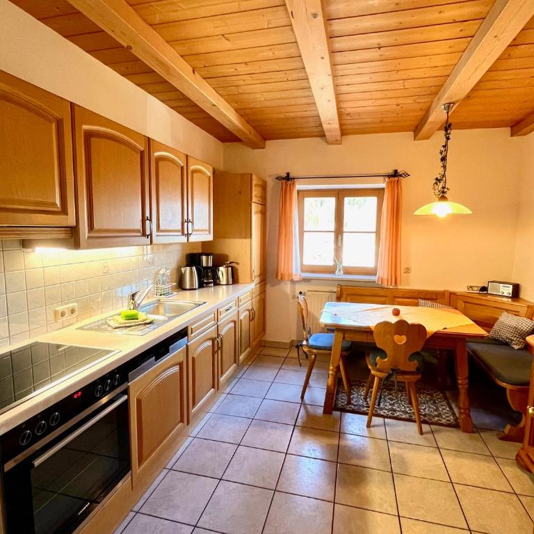 Lauchlehen - Ferienwohnung Göll - 2