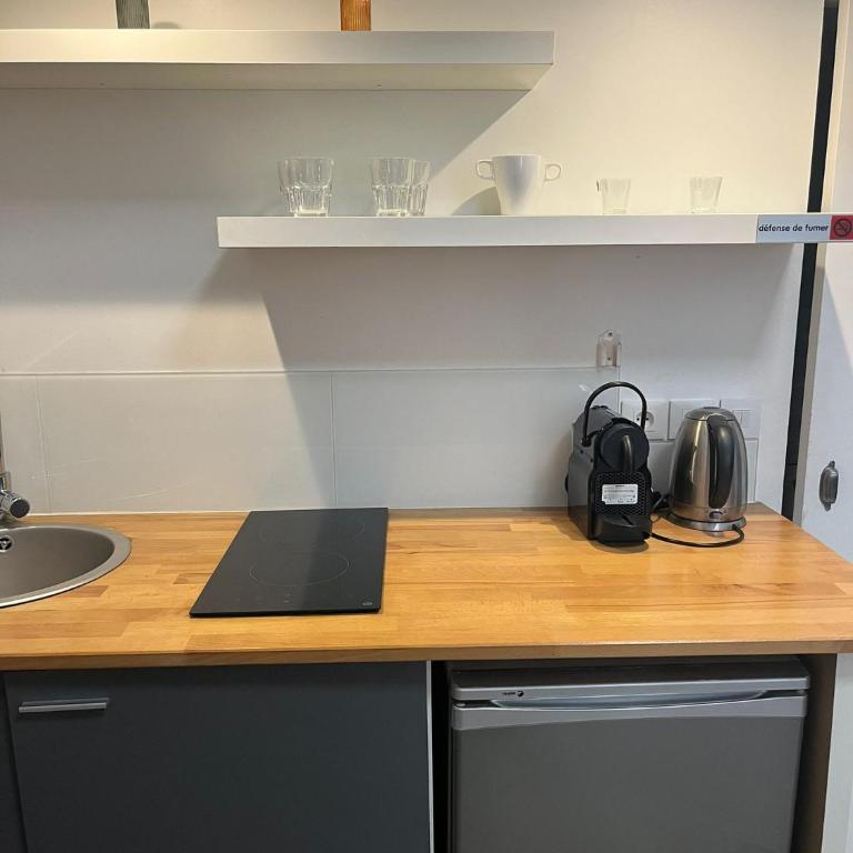 Studio spacieux avec mezzanine - Canal St Martin - Apartamento - 2