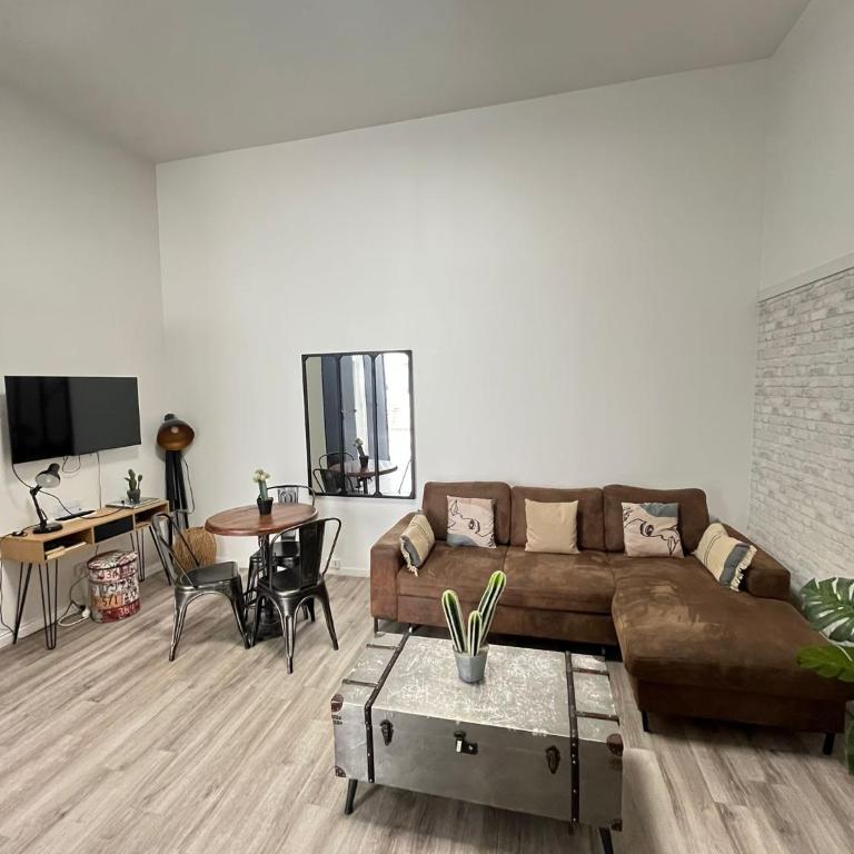 Studio spacieux avec mezzanine - Canal St Martin - Apartamento - 11