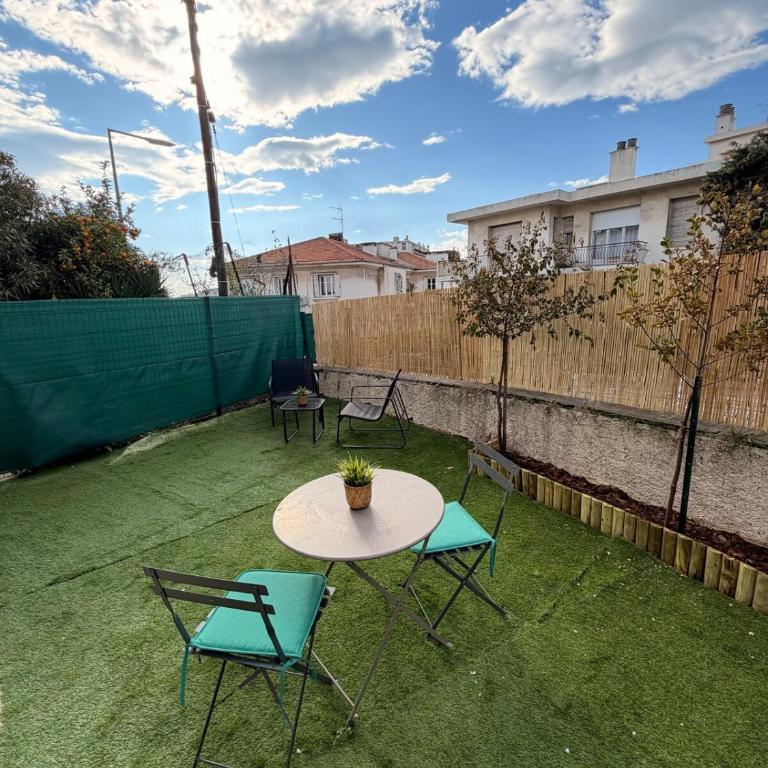 Studio lumineux avec terrasse Proche du centre ville de Nice - Appartement 1 Chambre - 2