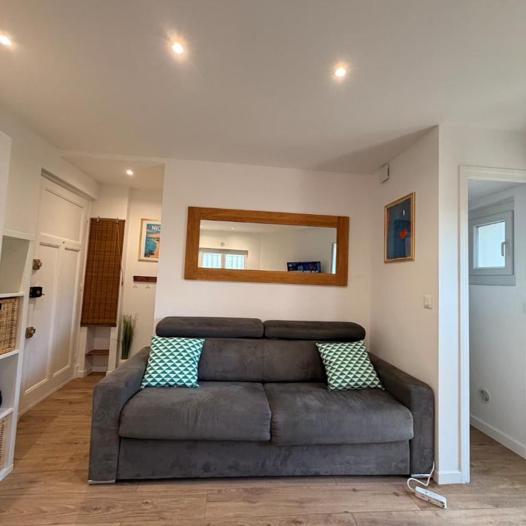Studio lumineux avec terrasse Proche du centre ville de Nice - Appartement 1 Chambre - 3