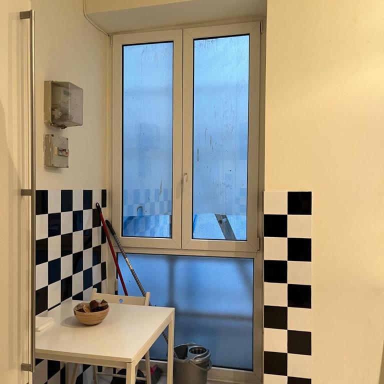 Encantador apartamento en el casco antiguo de Bilbao - Two-Bedroom Apartment - 38
