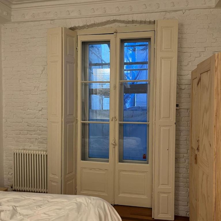 Encantador apartamento en el casco antiguo de Bilbao - Two-Bedroom Apartment - 37
