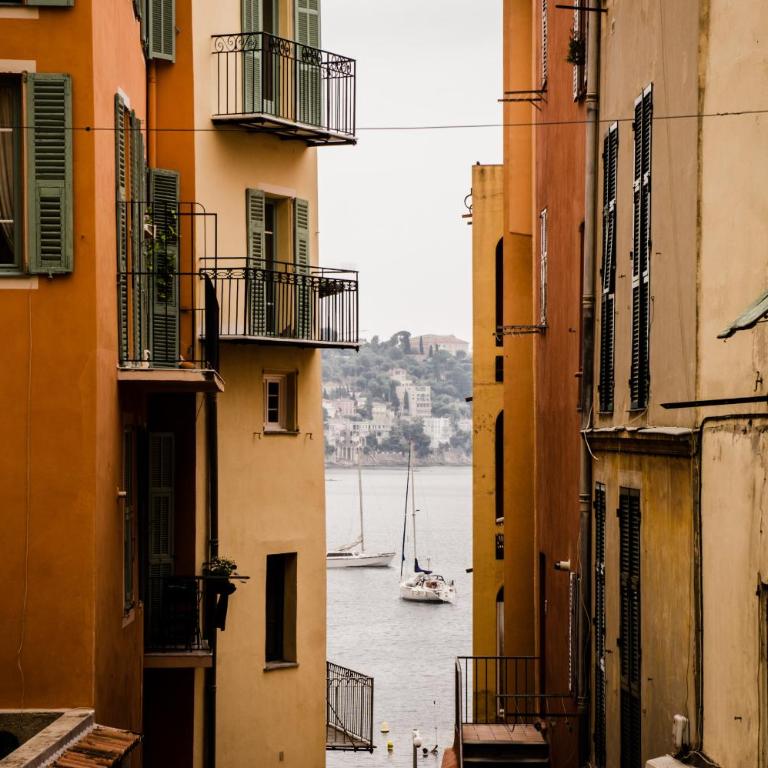Top floor and sea view in the Old Town - Appartement 3 Chambres - 46