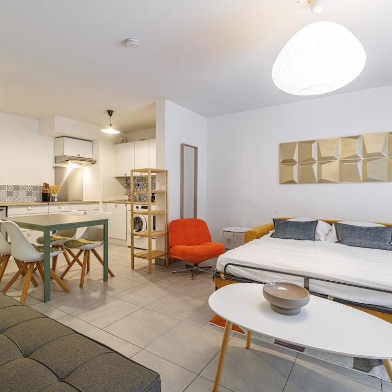 Charmant T2 avec terrasse et parking privatif - Appartement 1 Chambre - 20