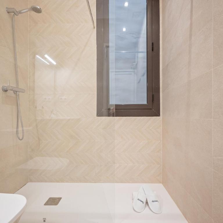 Sweett - Sepulveda - Apartment with Balcony - 9