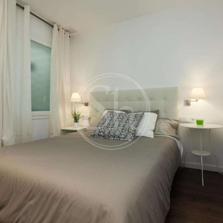 Bonito apartamento para 4 en Poble Sec - Apartamento de 2 dormitorios - 4