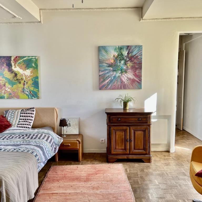Villa Tricia Cannes - Chambre Double de Luxe avec Balcon - Vue Partielle sur Mer - 25