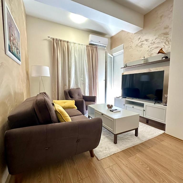 Stex Premium Residence - One-Bedroom Apartment with Terrace - 10