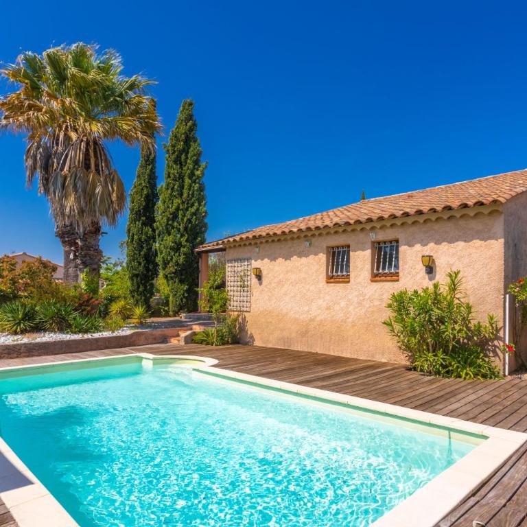 Villa 3 palmiers avec pisicne - Three-Bedroom House - 1