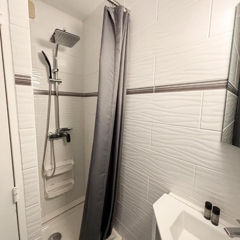 Appartement lumineux avec balcon vue piscine - Appartement 1 Chambre - 6