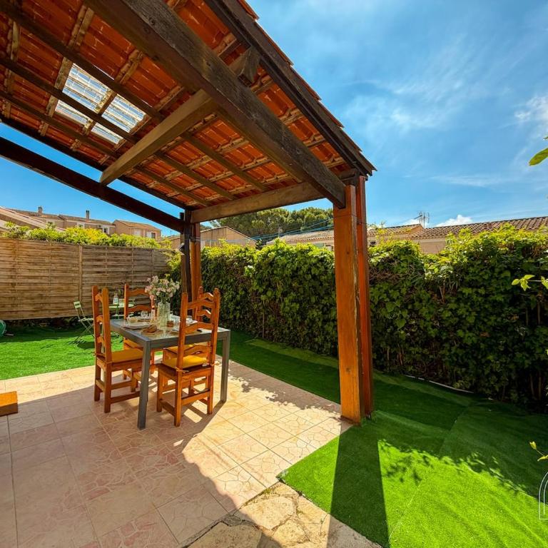 Charmante villa club climatisée à Sanary - Apartment mit 1 Schlafzimmer und Garten - 23