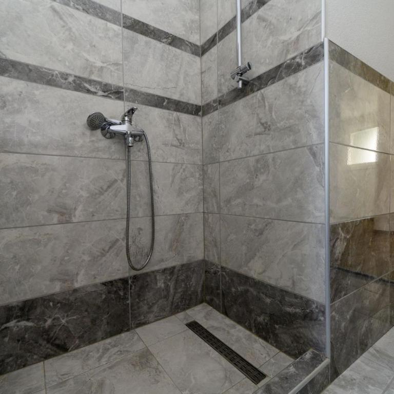 Apartman Verdure - Two-Bedroom Apartment - 17
