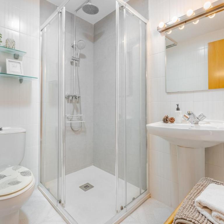 Cambrils Beach - Pool - Amazing Sunset Views - AC - Two-Bedroom Apartment - 21