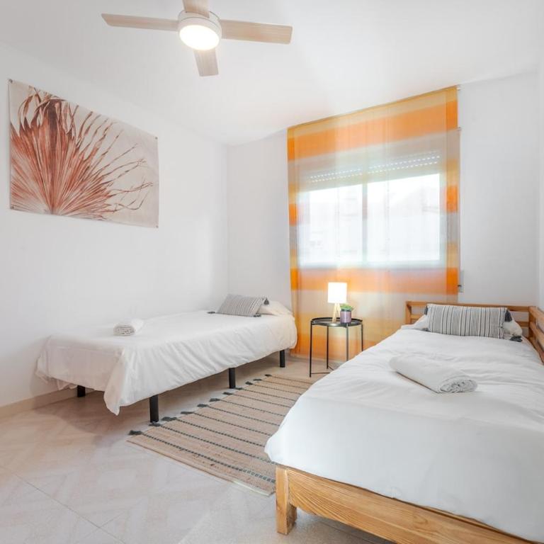 Cambrils Beach - Pool - Amazing Sunset Views - AC - Two-Bedroom Apartment - 17