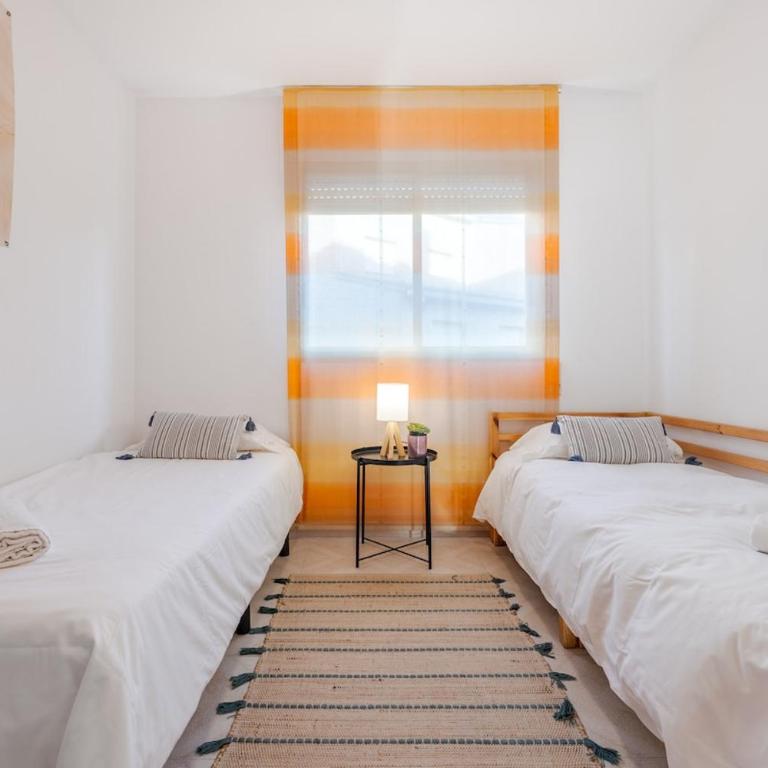 Cambrils Beach - Pool - Amazing Sunset Views - AC - Two-Bedroom Apartment - 19