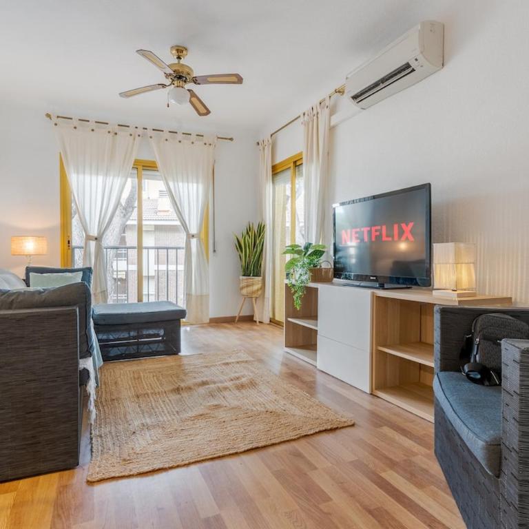 Cambrils Beach - Sea View - First Line - Parking - 2BR - Two-Bedroom Apartment - 4