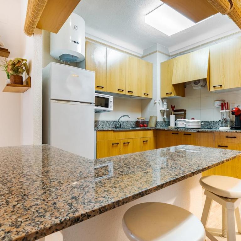 Cambrils Beach - Sea View - First Line - Parking - 2BR - Two-Bedroom Apartment - 24