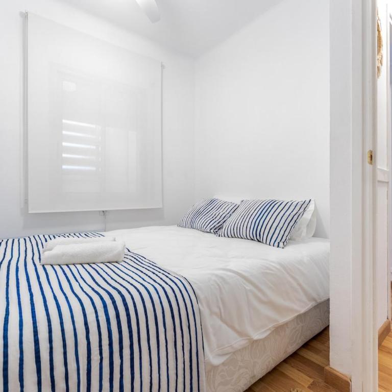 Cambrils Beach - Sea View - First Line - Parking - 2BR - Two-Bedroom Apartment - 33