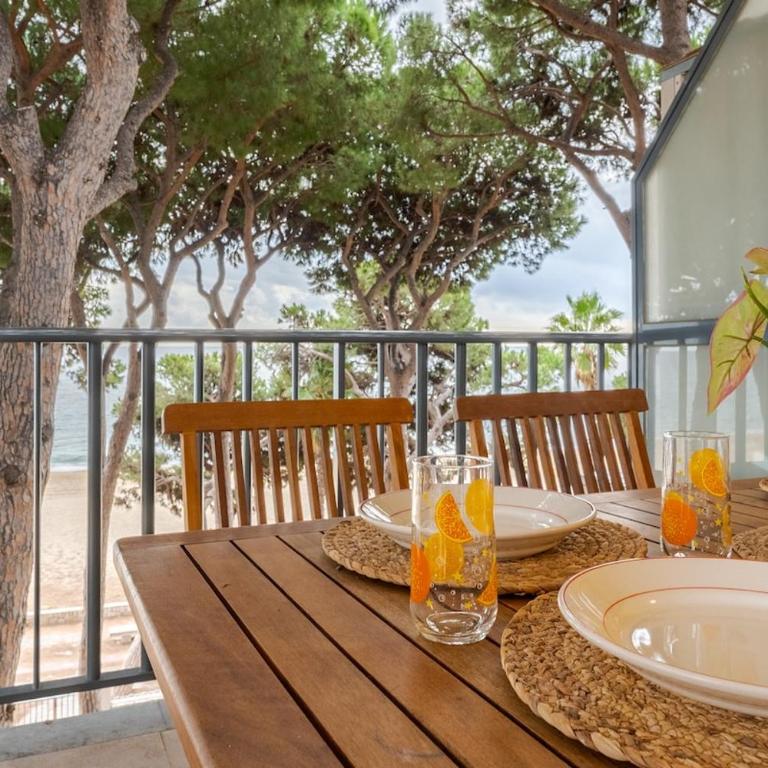 Cambrils Beach - Sea View - First Line - Parking - 2BR - Two-Bedroom Apartment - 16