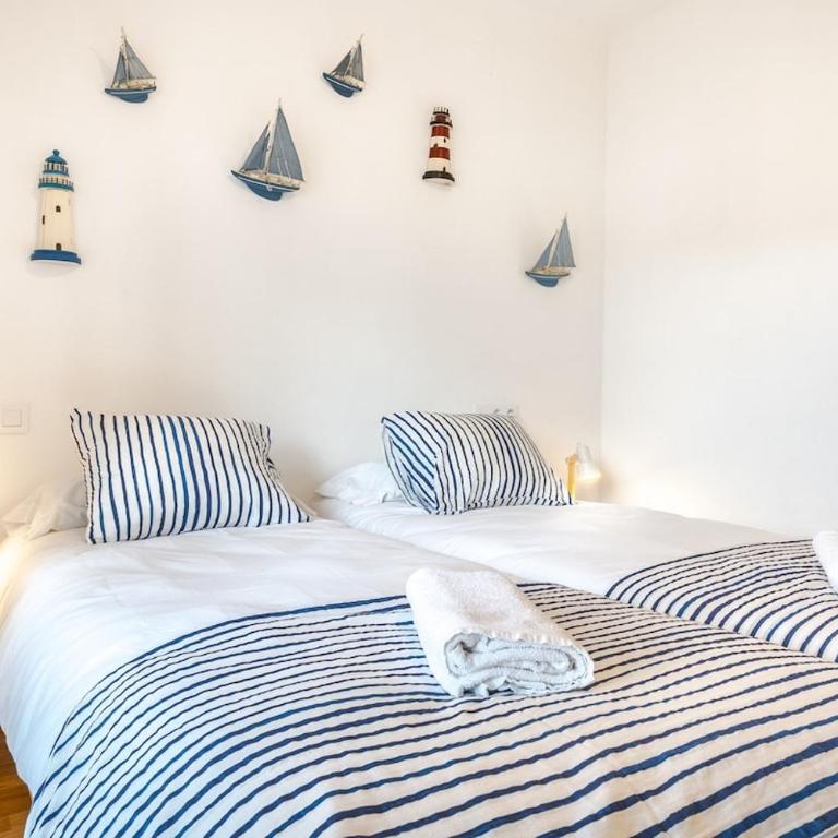 Cambrils Beach - Sea View - First Line - Parking - 2BR - Two-Bedroom Apartment - 28