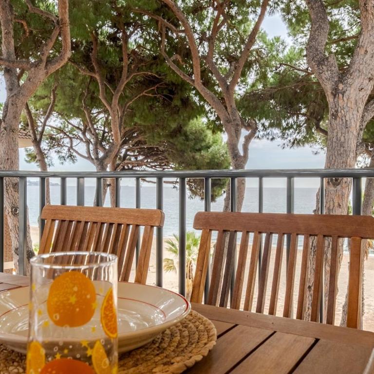 Cambrils Beach - Sea View - First Line - Parking - 2BR - Two-Bedroom Apartment - 20