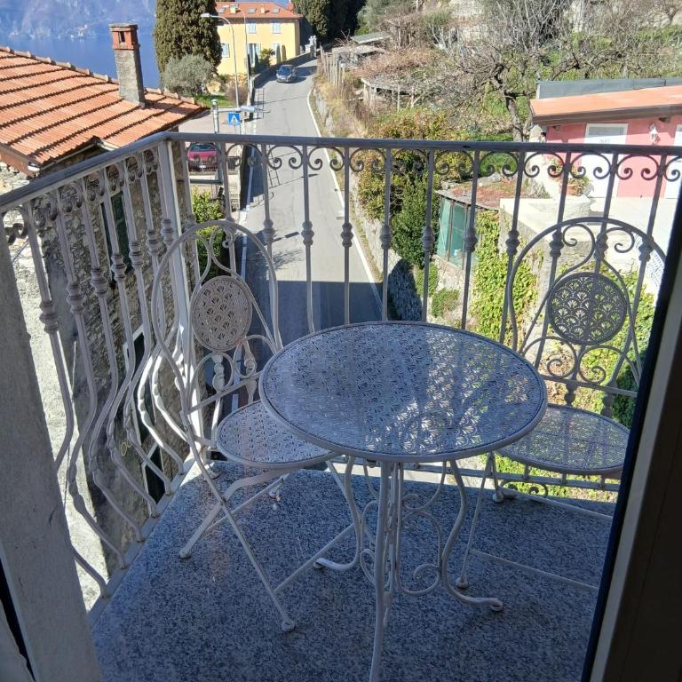 Casa Carlotta - Camera Matrimoniale con Balcone - 8