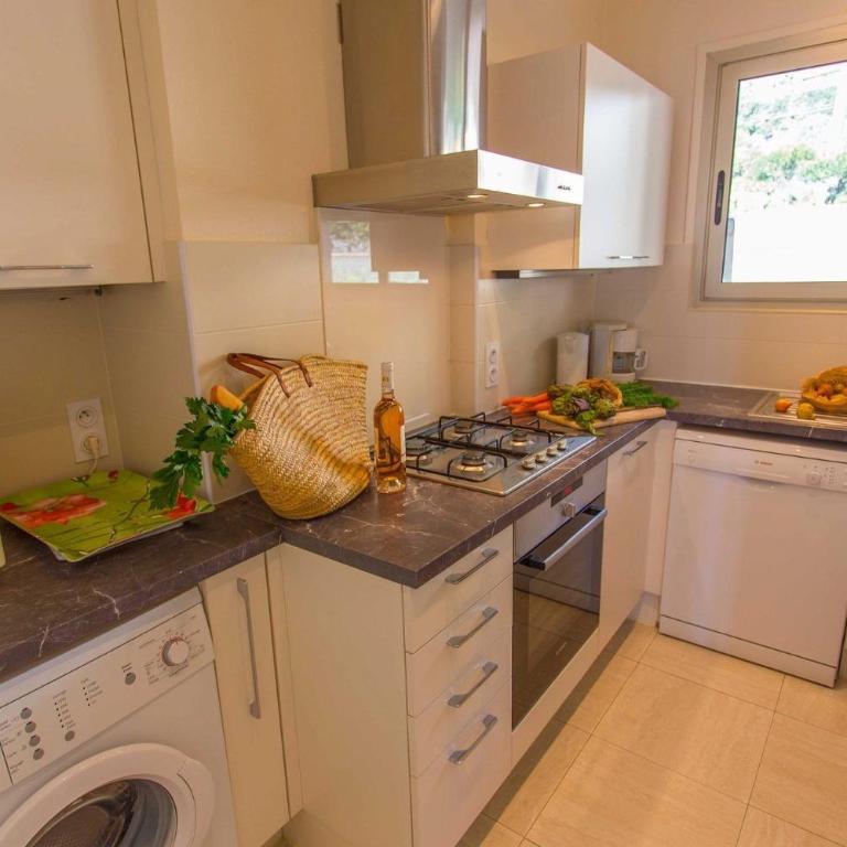 87H - 2P face mer au 3ème étage avec terrasse et garage - Apartment mit 1 Schlafzimmer - 2