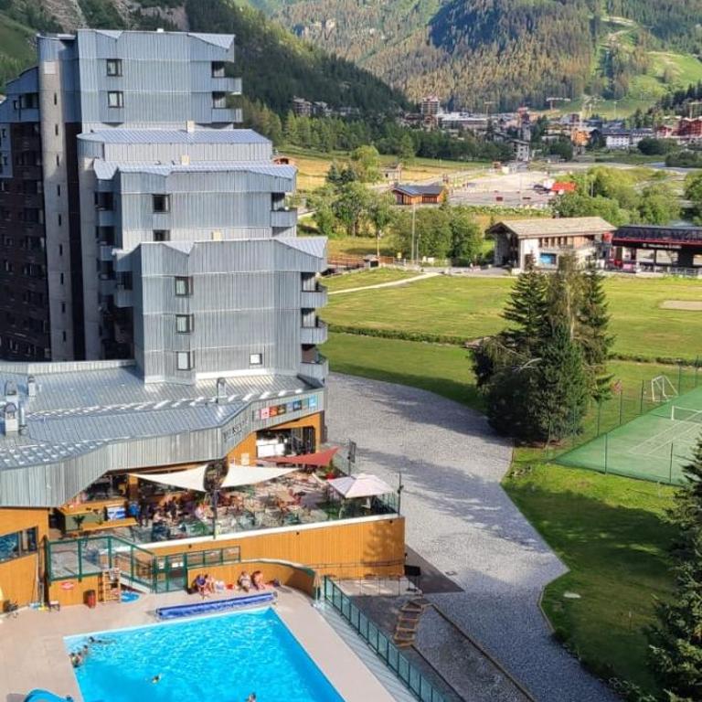 Studio entièrement rénové et meublé - Monolocale con Vista Montagna - 9