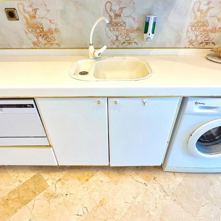 Parque Marbella Three Bedroom Apartment - Casa de 3 dormitorios - 21