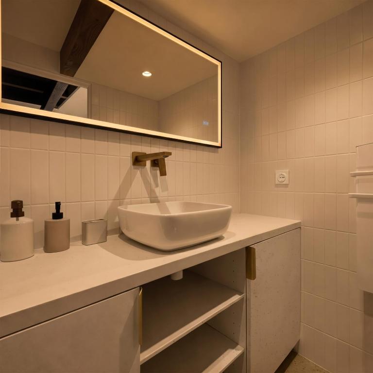 Appartement atypique sur 3 niveaux en centre-ville - Apartment mit 2 Schlafzimmern - 12