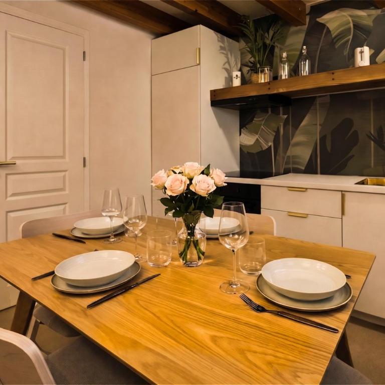 Appartement atypique sur 3 niveaux en centre-ville - Apartment mit 2 Schlafzimmern - 5