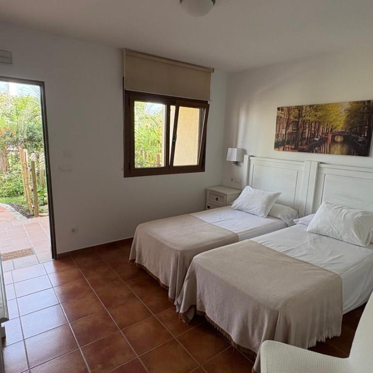 Alojamiento Mesón el Pozuelo - Habitación Doble - 2 camas - 5